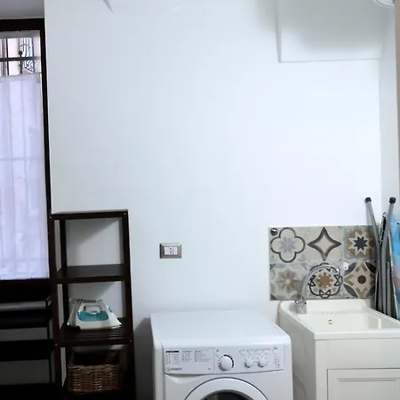 La Casa Di Carta Al Duomo 아파트 *