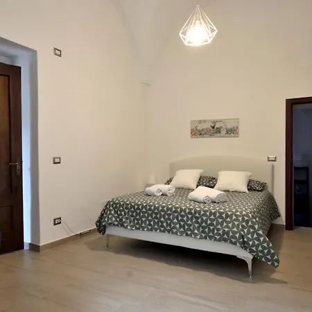 La Casa Di Carta Al Duomo Апартаменты Катания