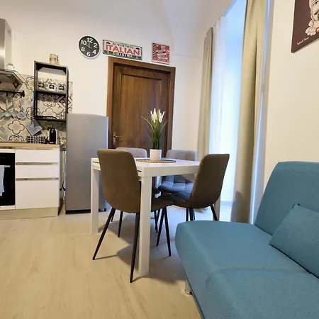 Апартаменты La Casa Di Carta Al Duomo *